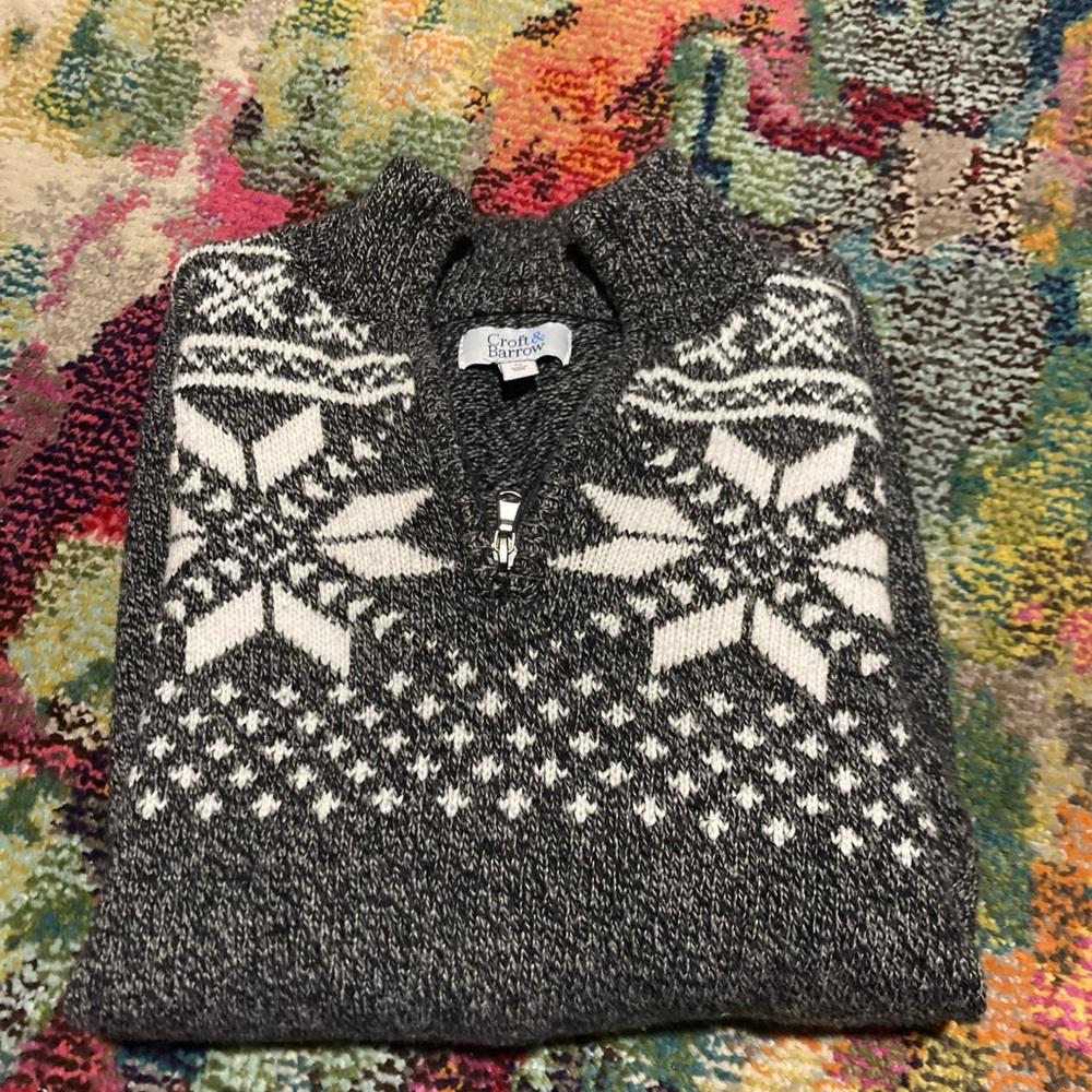 Croft & Barrow Gray and White Men's Zip Up Sweater